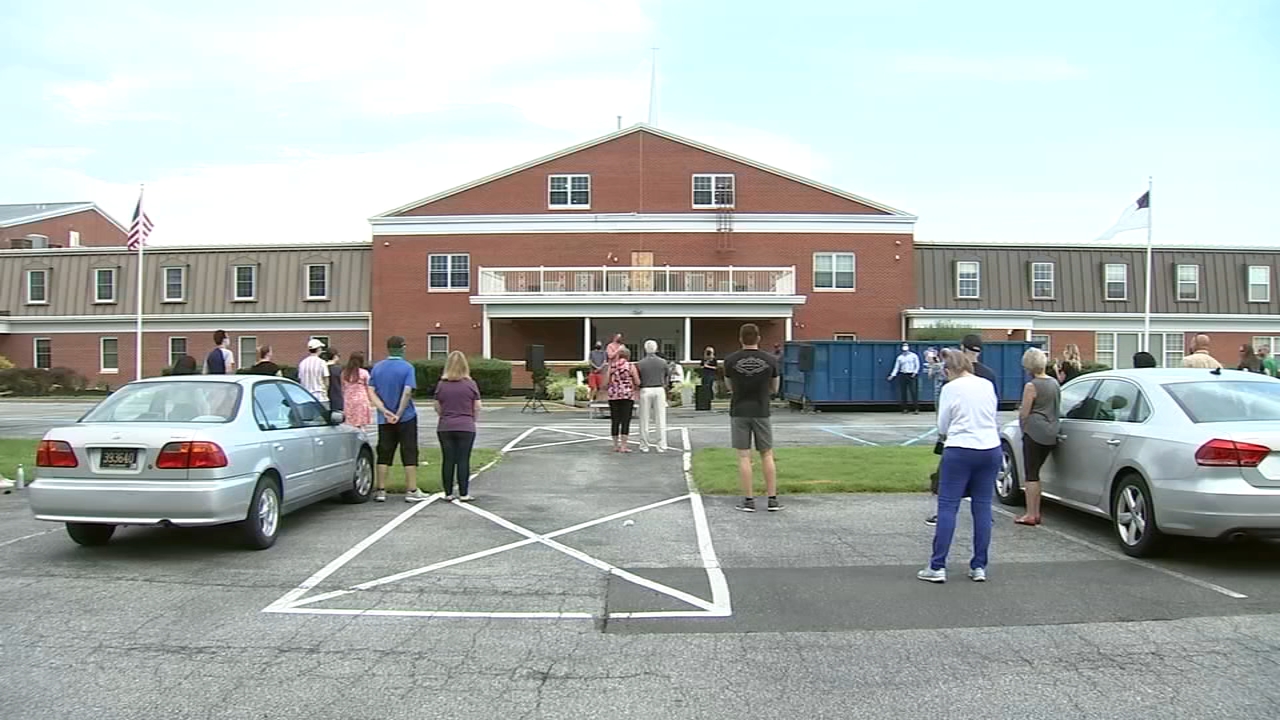 Delaware community gathers in prayer for man accused of burning church