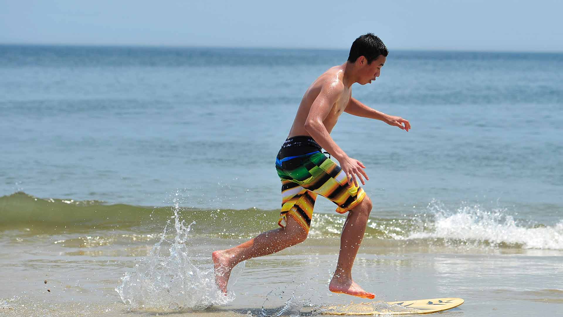 Long Island beaches reach maximum capacity, close