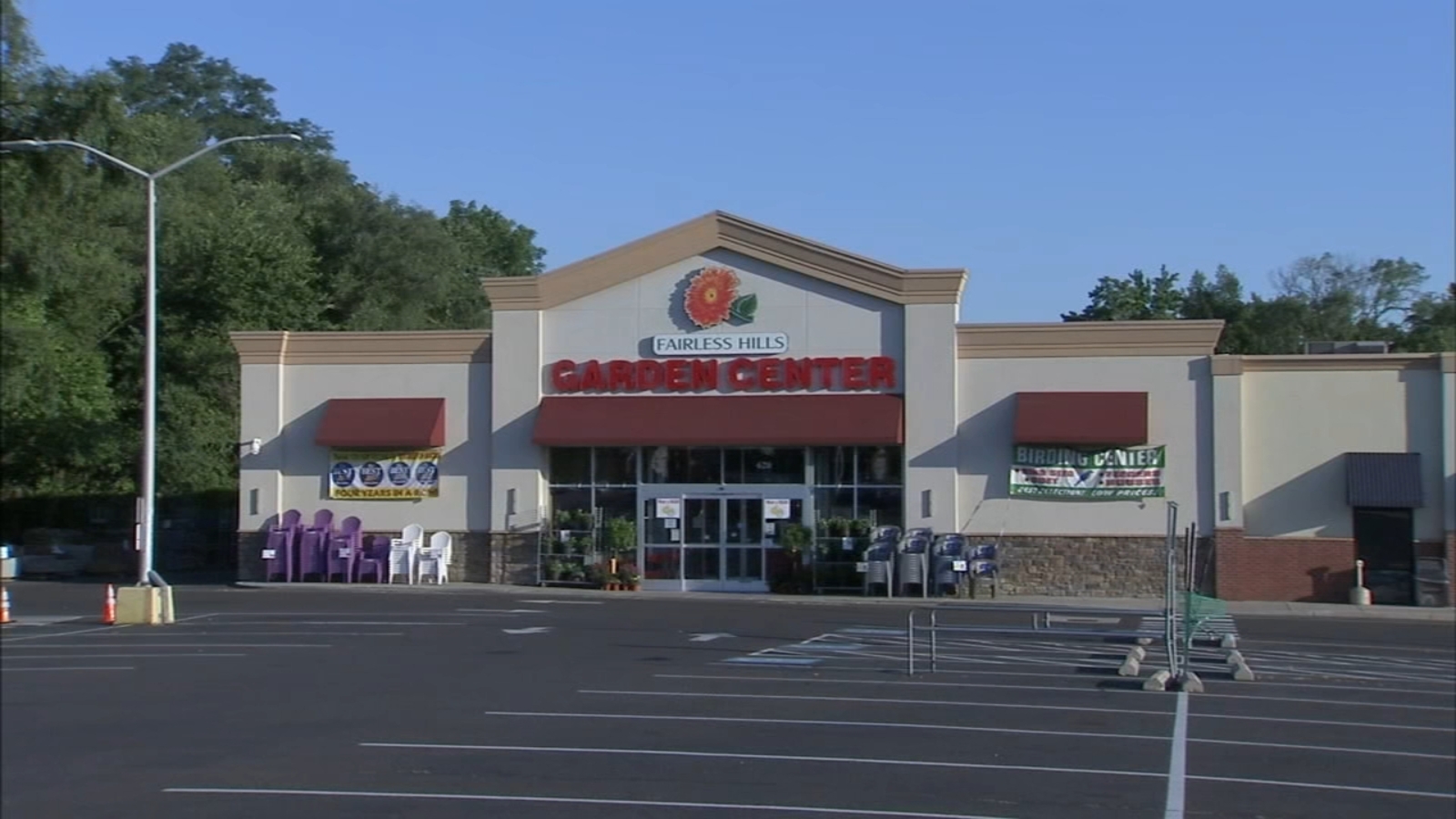 Anti-mask shopper accused of verbally assaulting clerks at Fairless