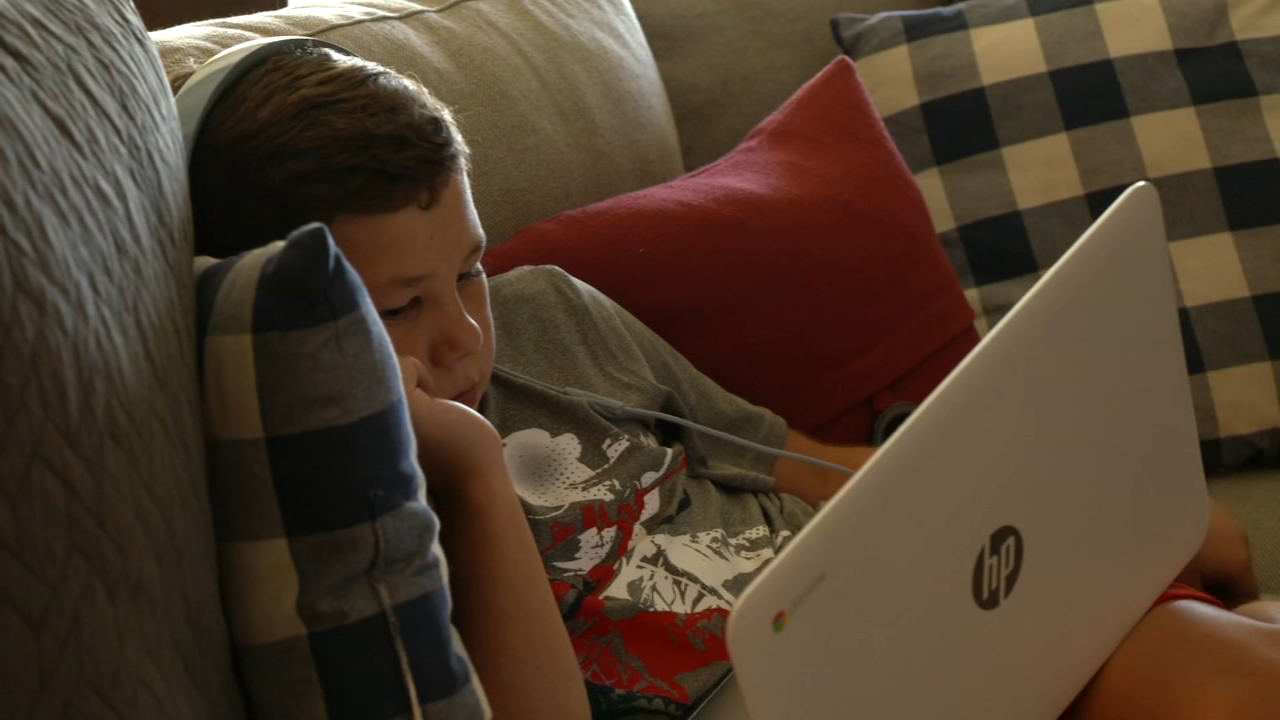 Keeping an eye on your child's screen time
