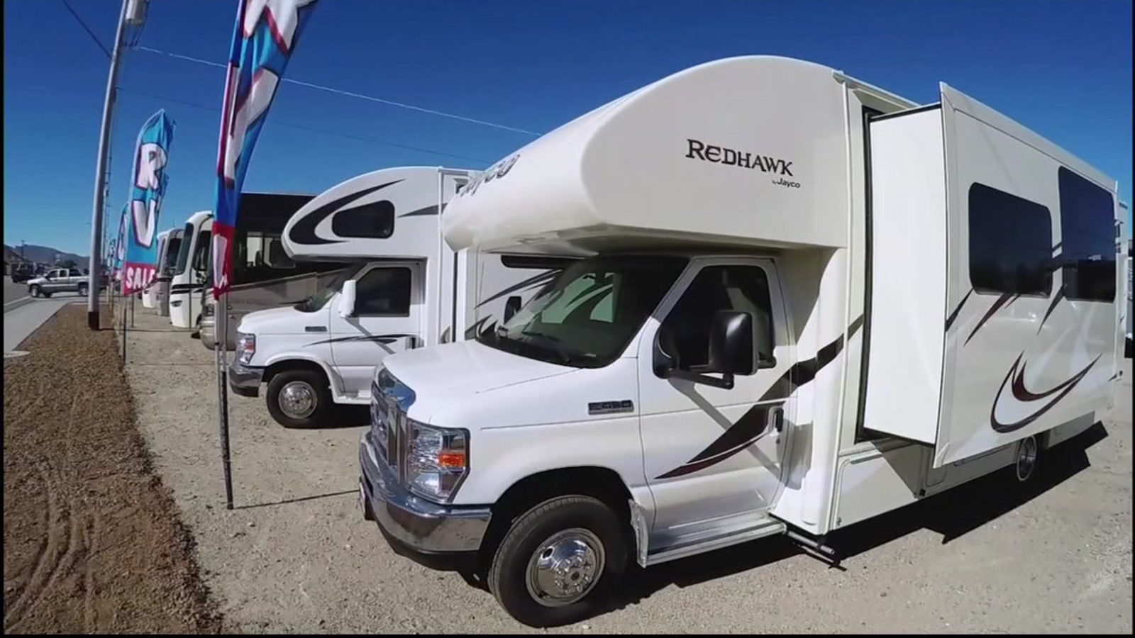 How to look for motorhomes, RV's Here's a beginner's guide from