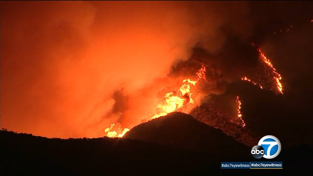 Apple Fire spreads to 12,000 acres in Riverside County