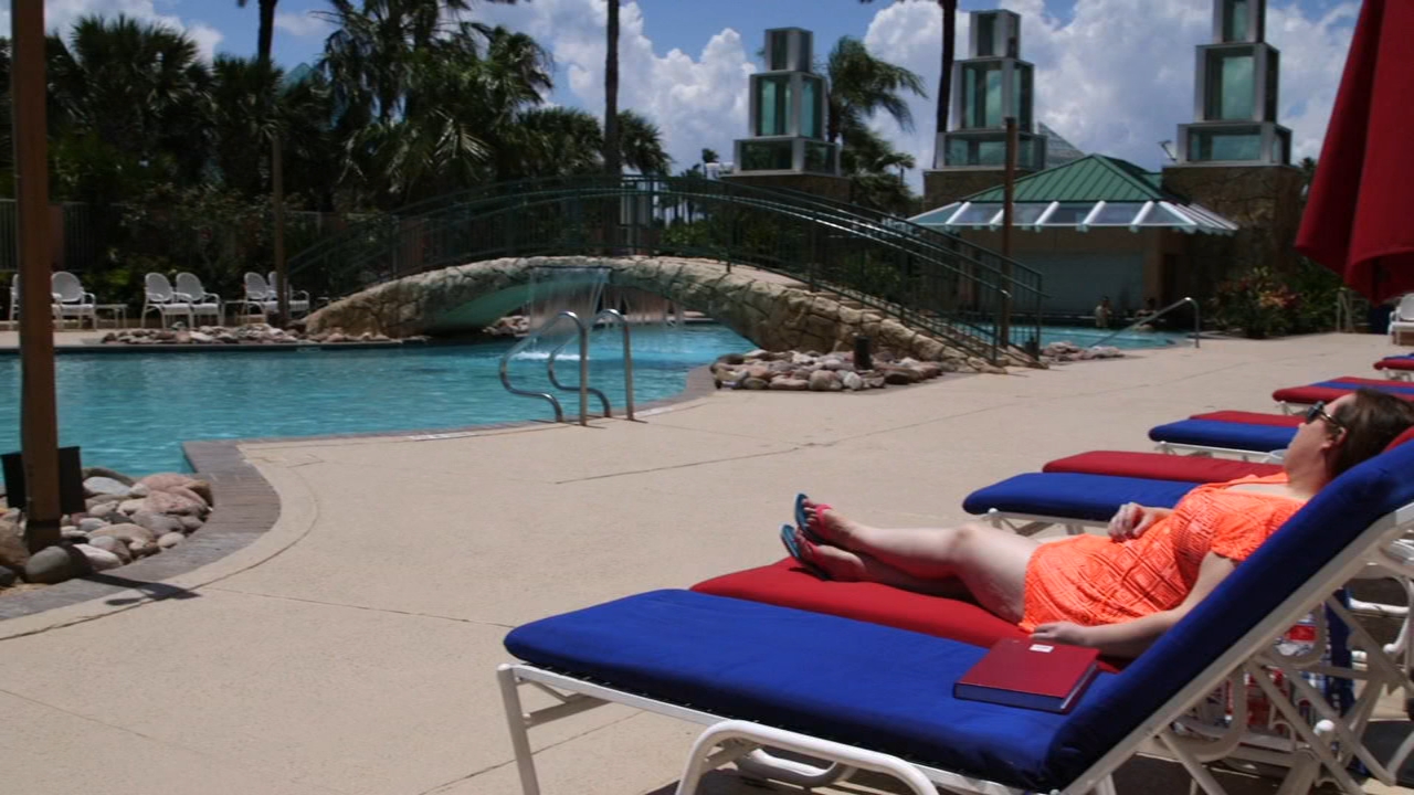 Watch Moody Gardens of Check This Out, Houston