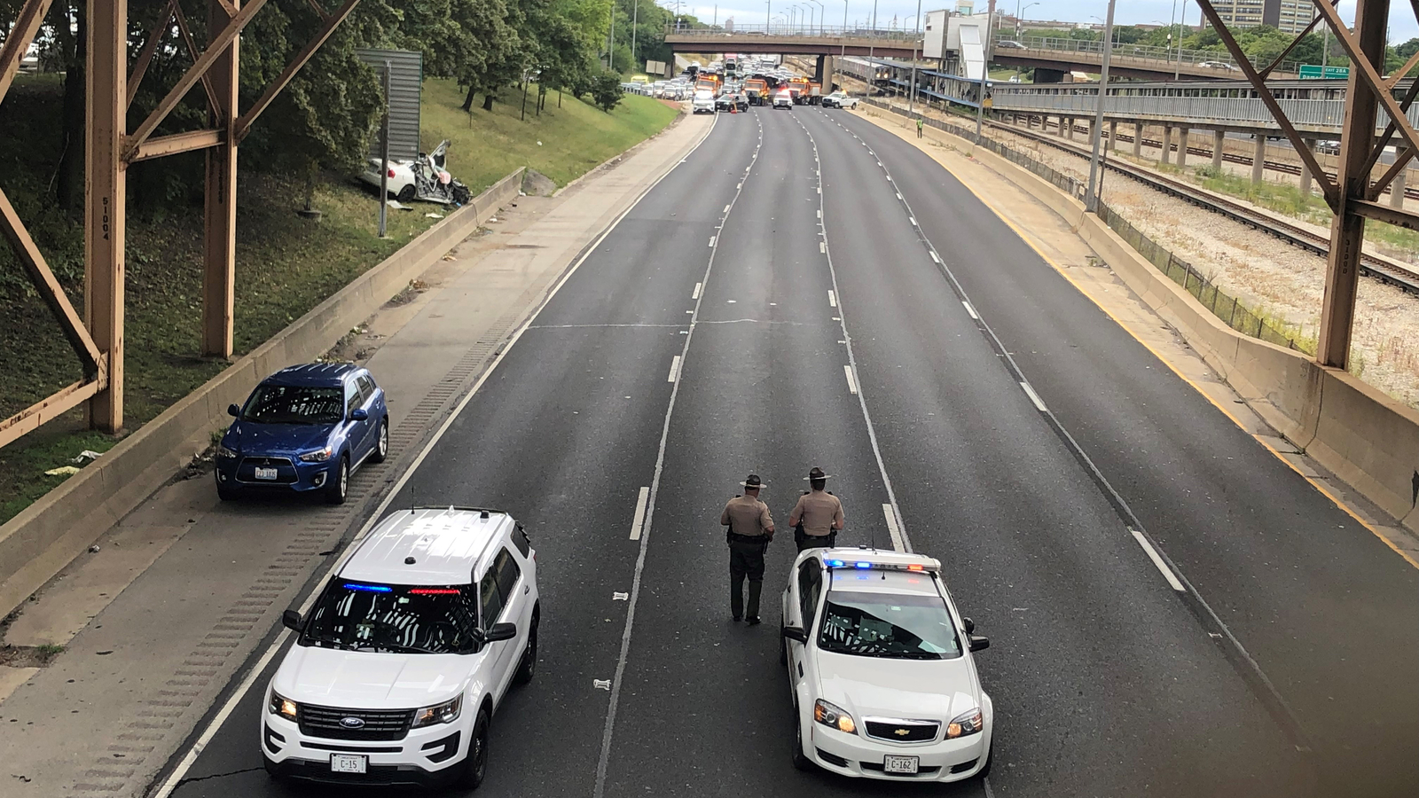 I290 accident closes all eastbound lanes of Eisenhower Expressway near