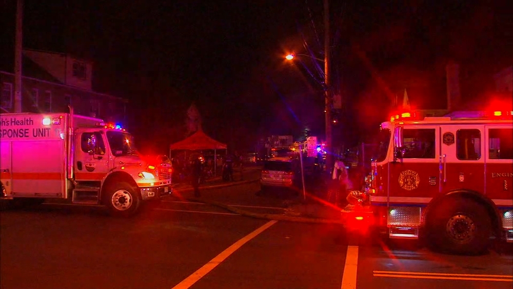 Firefighters hurt battling blaze in Paterson, NJ
