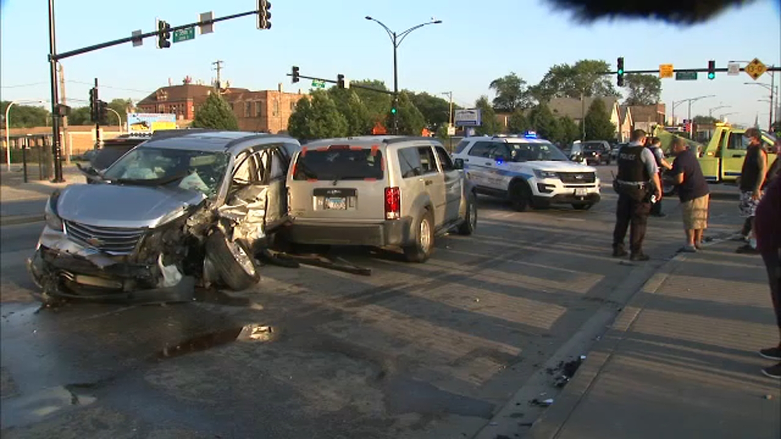 Teens, child among 5 hospitalized after serious crash in Brighton Park