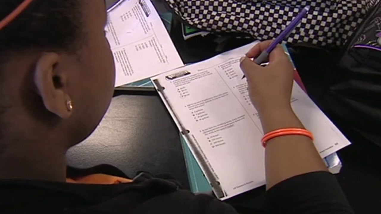 Oakland teachers, district still in talks over distance learning plans