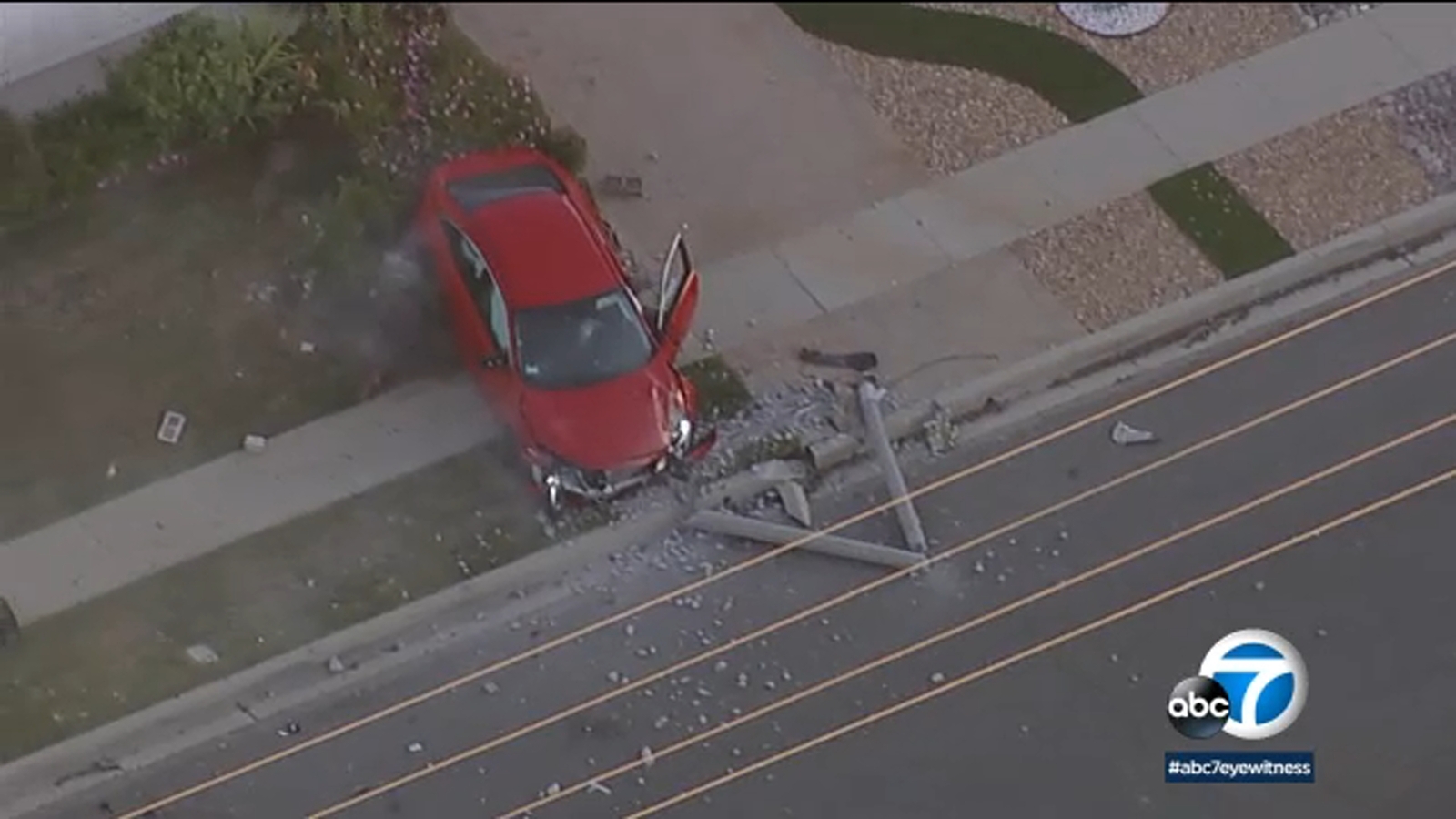 Chase of stolen car ends with crash into light pole in Simi Valley ...