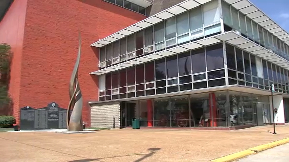 Chicago fire academy shut down by COVID-19 outbreak