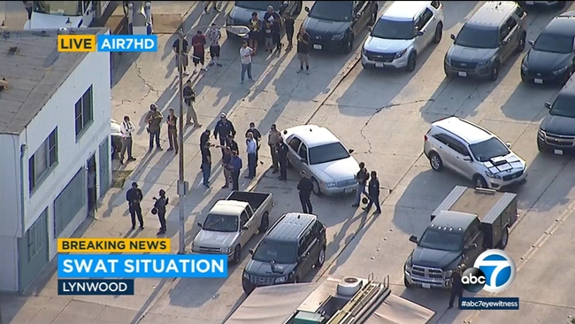 LAPD takes murder suspect into custody after hourslong barricade in ...