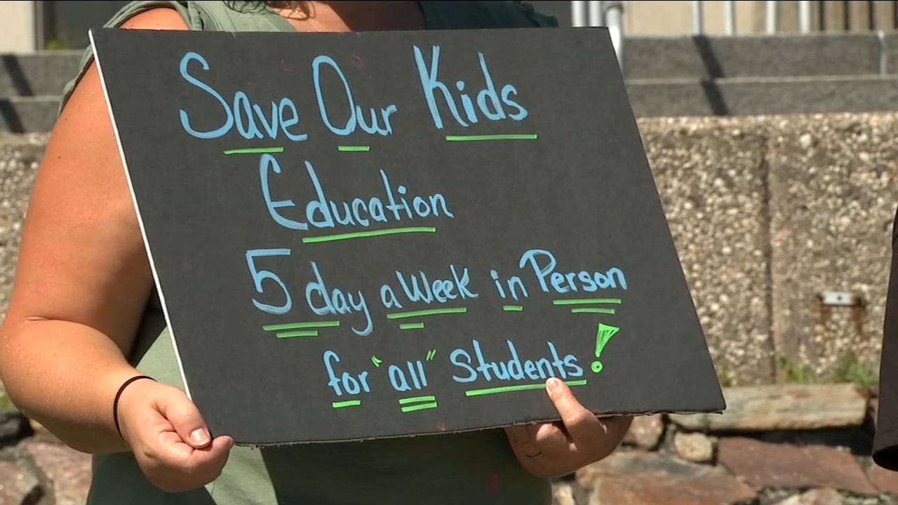 Parents struggle with back-to-school decisions amid pandemic