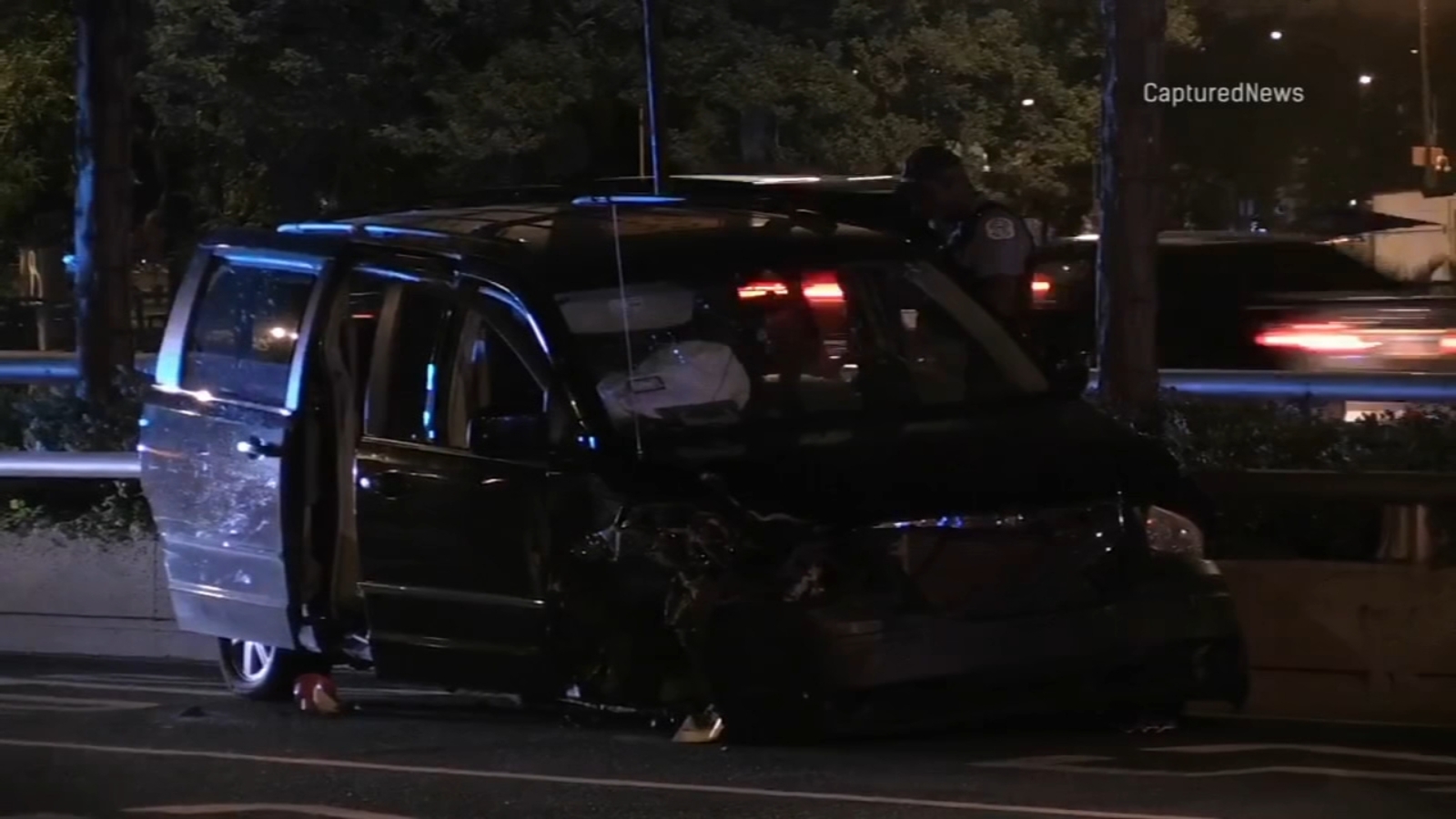 Chicago shooting Shots fired between 2 vehicles on Lake Shore Drive on