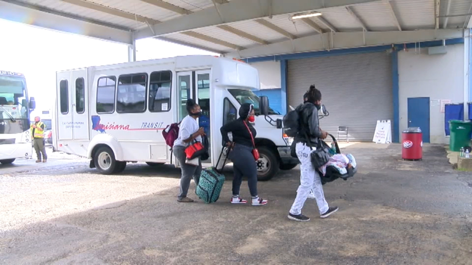 Lake Charles Louisiana residents leave in buses ahead of Hurricane