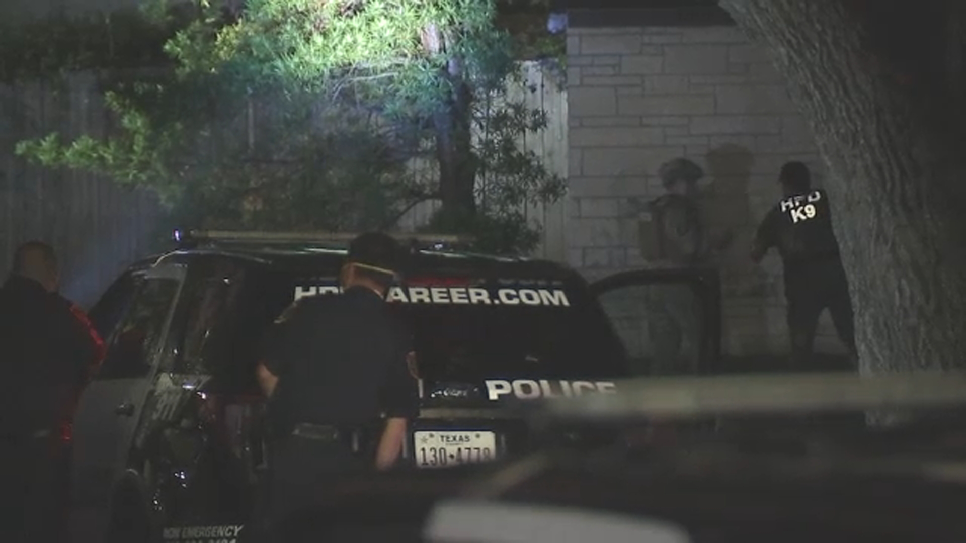 Gunman shot by officer after shooting at HPD vehicle