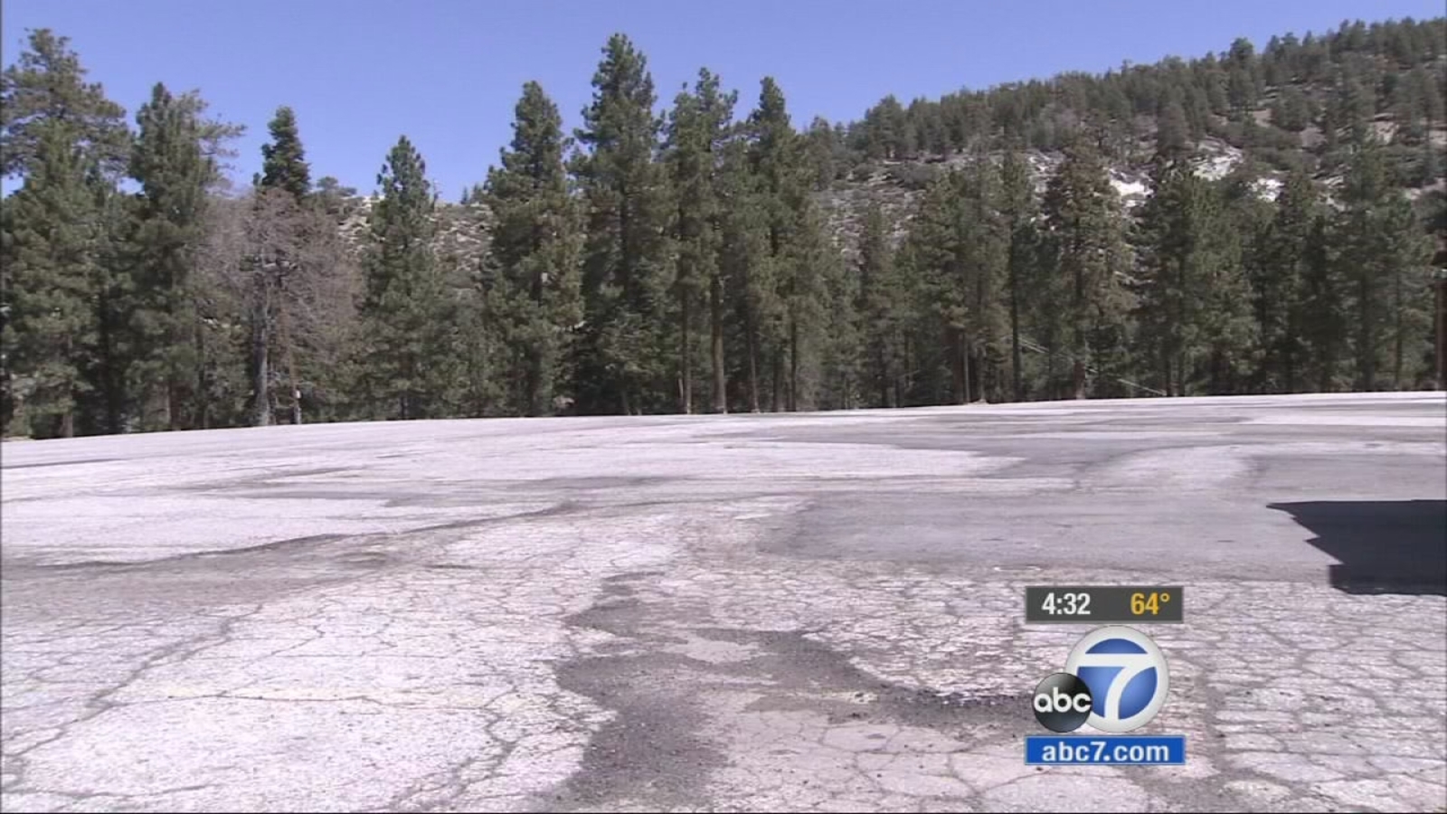 VIDEO Light snow sprinkles over Wrightwood ABC7 Los Angeles