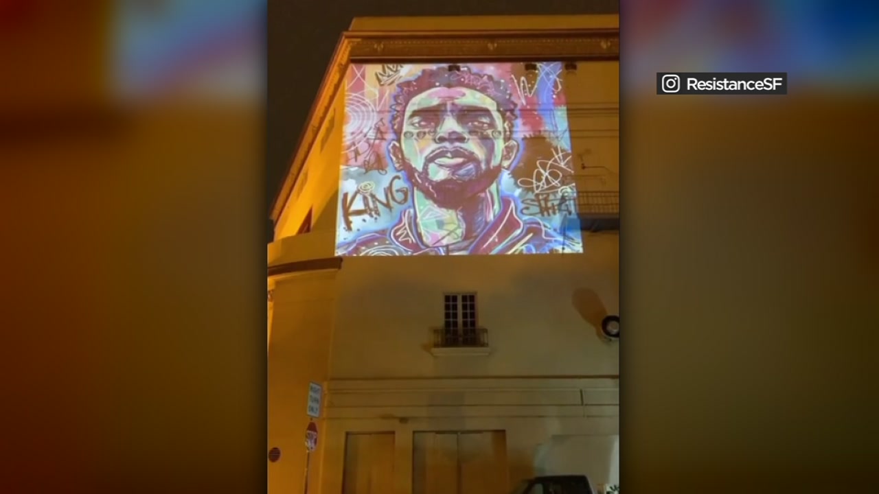 Tribute to late actor Chadwick Boseman displayed in Oakland