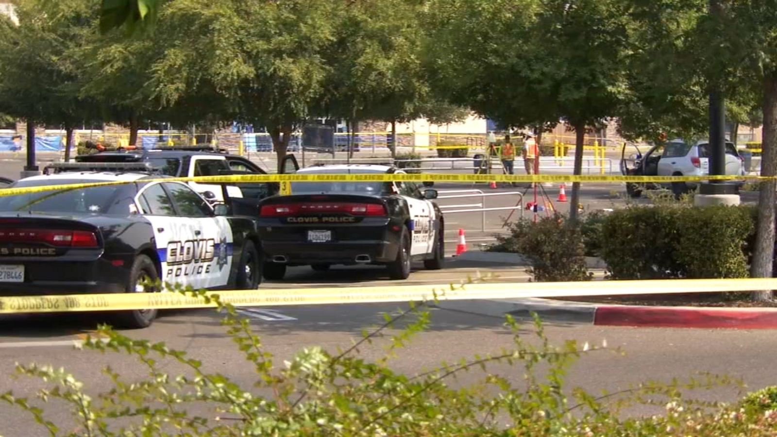 Armed suspect shot and killed by police in parking lot of Clovis