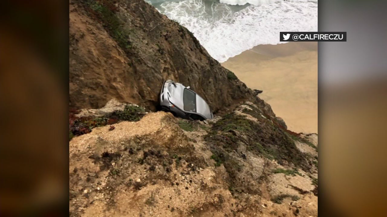 1 dead after SUV found wedged between cliffs in Pacifica