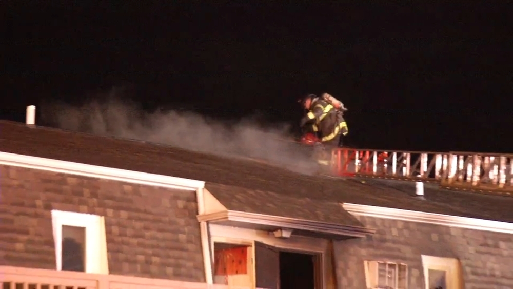 More than a dozen impacted by New Castle, Delaware fire