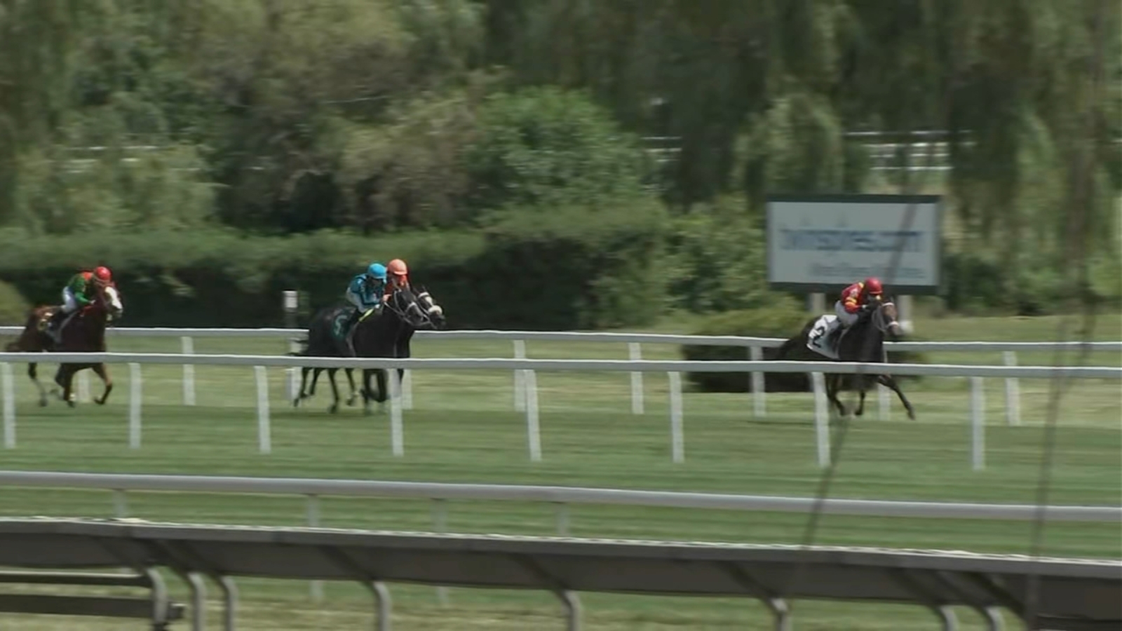 Arlington race track reopens with restrictions; weekend events quickly