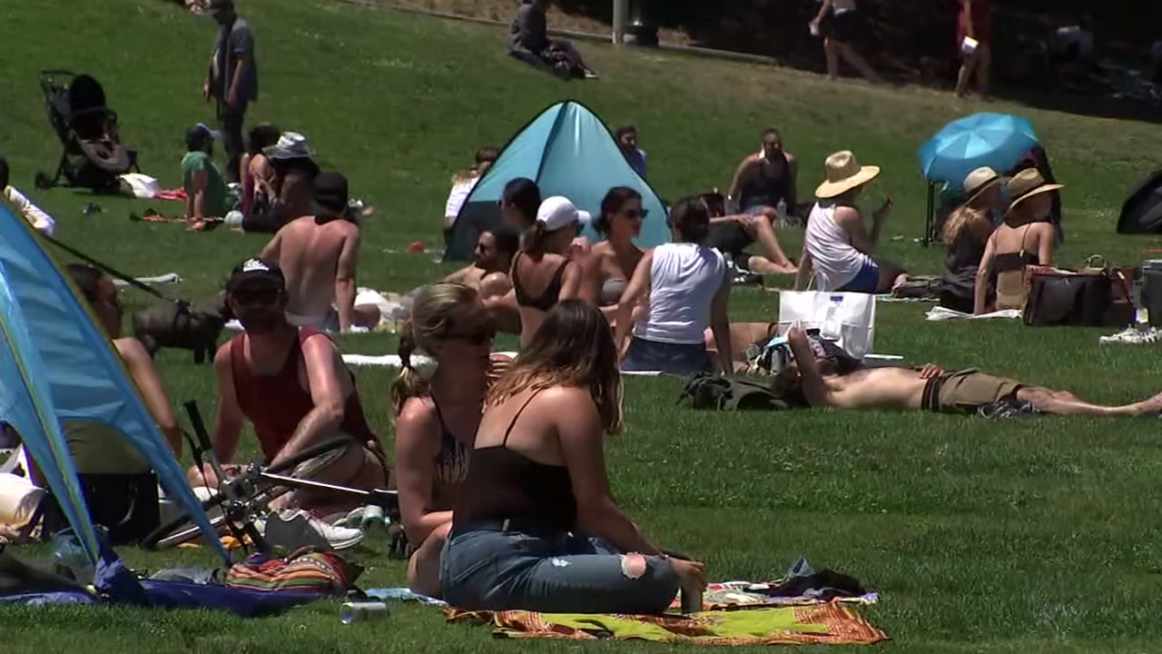 Combo of large gatherings, hot weekend raises concern of COVID-19 spike