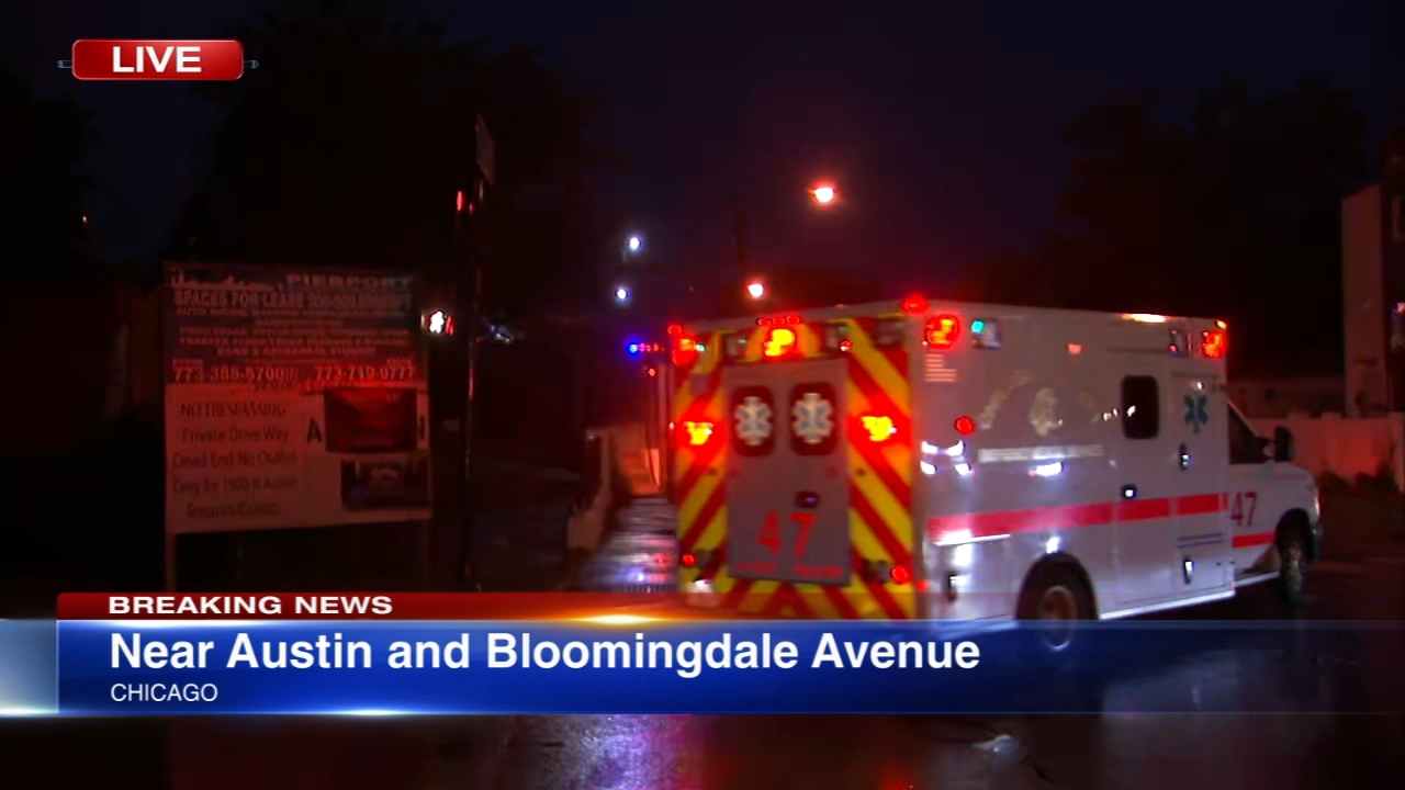 Crews battle extra-alarm blaze at scrap yard in Galewood on West Side, CFD says