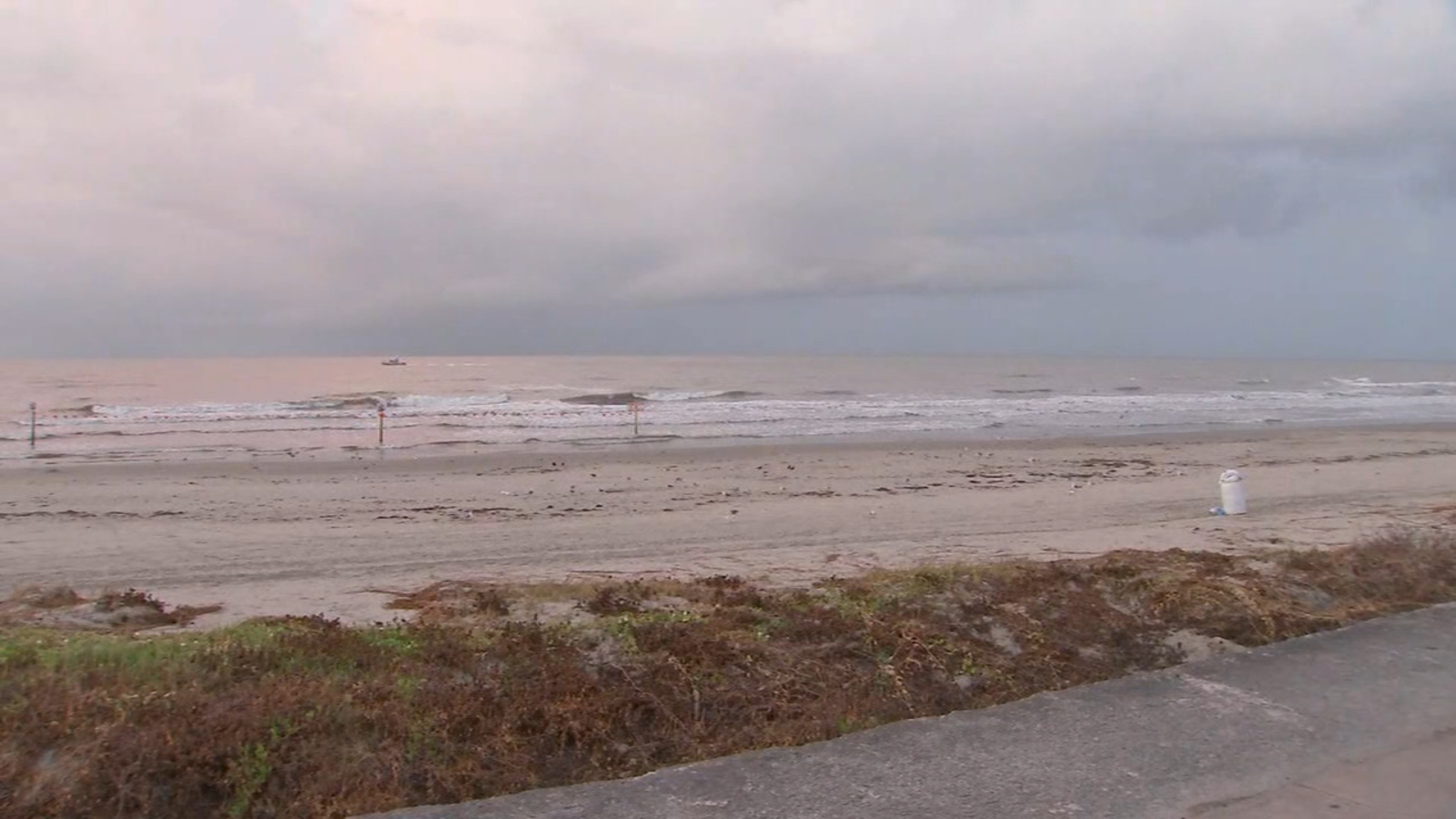 Galveston reports 2 drownings in less than 1 day, marking a total of 4 this season ABC13 Houston