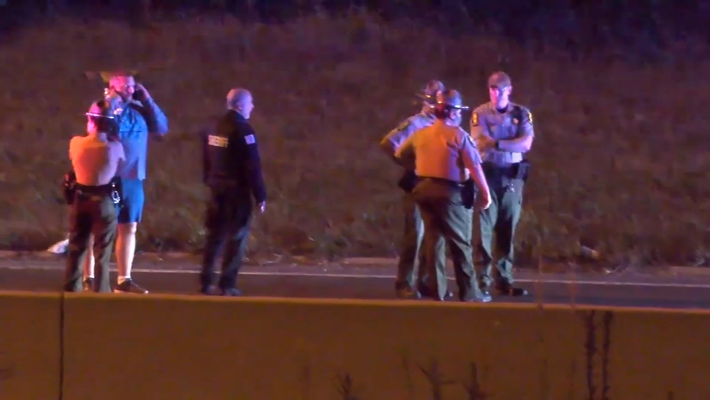 Driver shot during I-57 carjacking in Calumet Park, Illinois State Police say