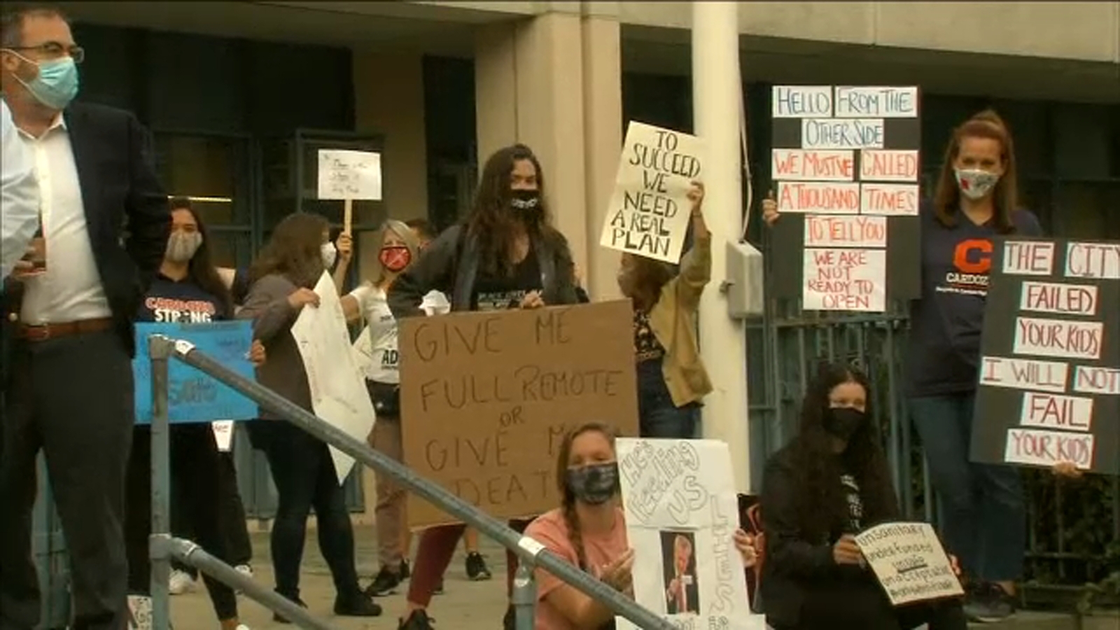 Principals union says New York City schools need 10,000 more teachers ...