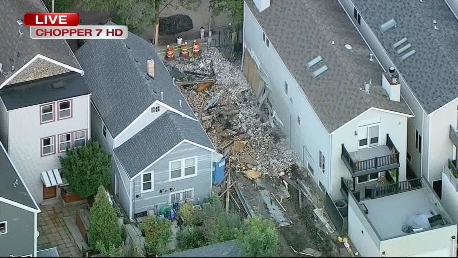 Wicker Park building demolished after porch collapse, no injuries