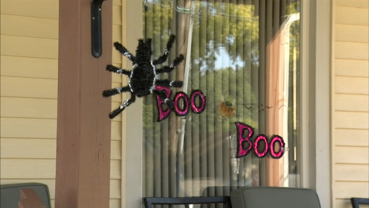 Cdc Halloween Aurora Joins Elk Grove Village Other Chicago Suburbs In Laying Out Trick Or Treating Guidelines Amid Covid 19 Pandemic Abc7 Chicago Cdc Halloween Aurora Joins Elk Grove Village Other Chicago Suburbs In Laying Out Trick Or Treating Guidelines Amid Covid 19 Pandemic Abc7 Chicago