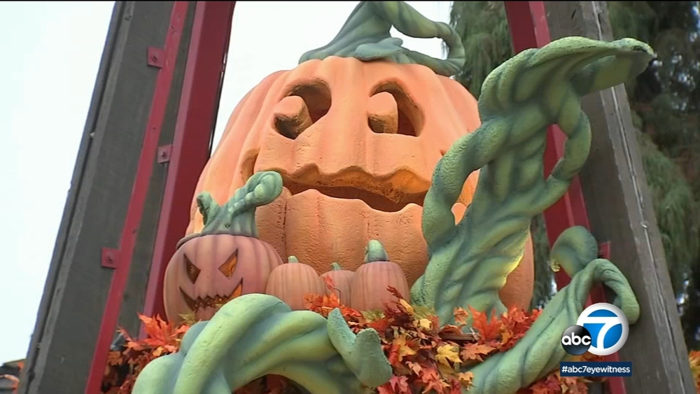 Knott's Berry Farm kicks off Taste of Fall-O-Ween