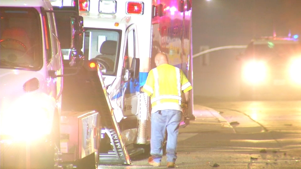 Fresno County sheriff's deputy crashes into ambulance while responding to call