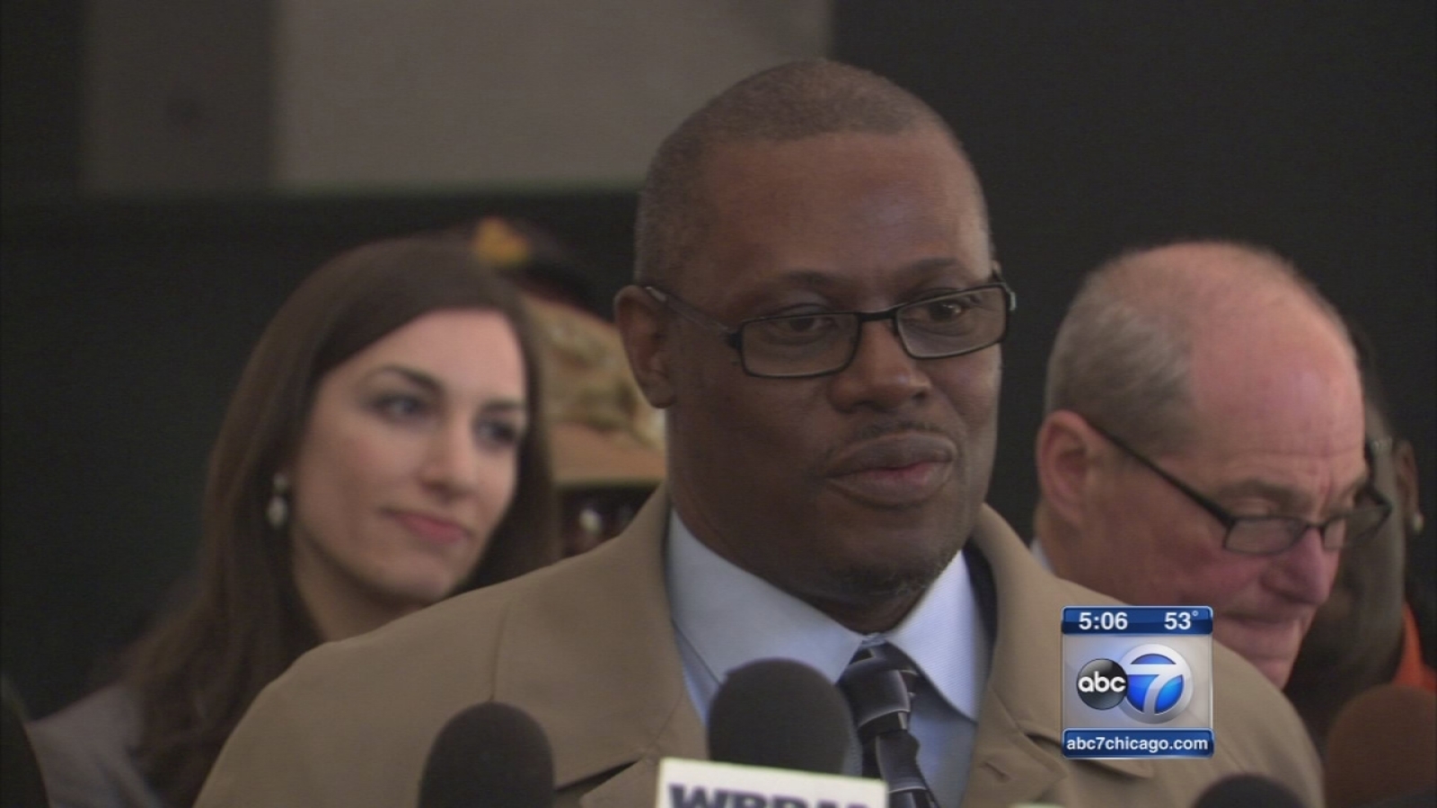 Former Illinois Rep Derrick Smith Sentenced To 5 Months In Prison For Taking 7k Bribe Abc7 Chicago