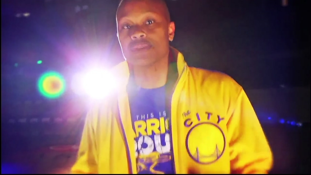 From rapper to lawyer, David Kelly does it all for Golden State Warriors