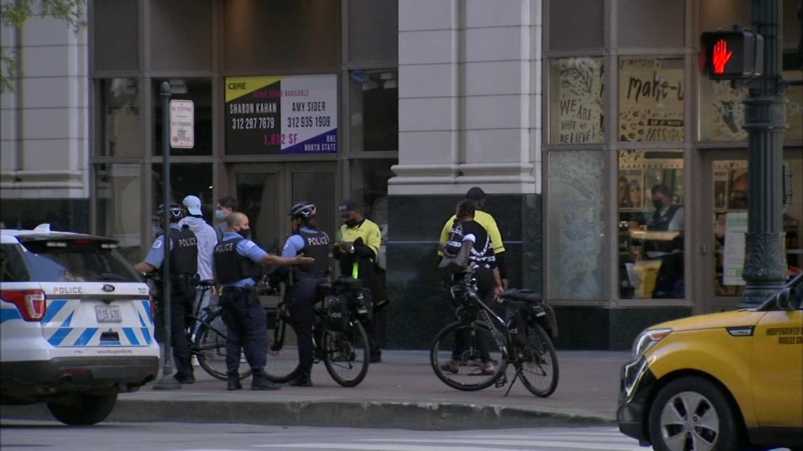 Loop shooting damages State Street business' window; suspect fled on