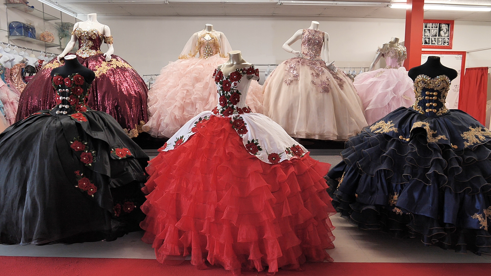 Houston designer makes quinceañera dreams come true
