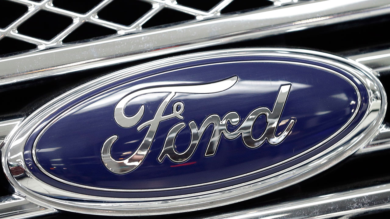 Ford cancels plant in Mexico, adding 700 jobs in US