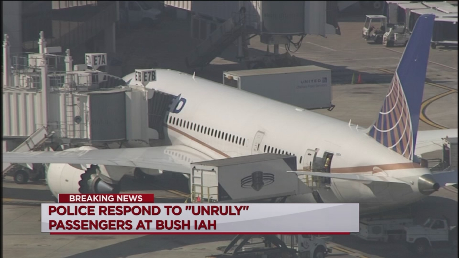 HPD questioned 4 'unruly' plane passengers - ABC13 Houston