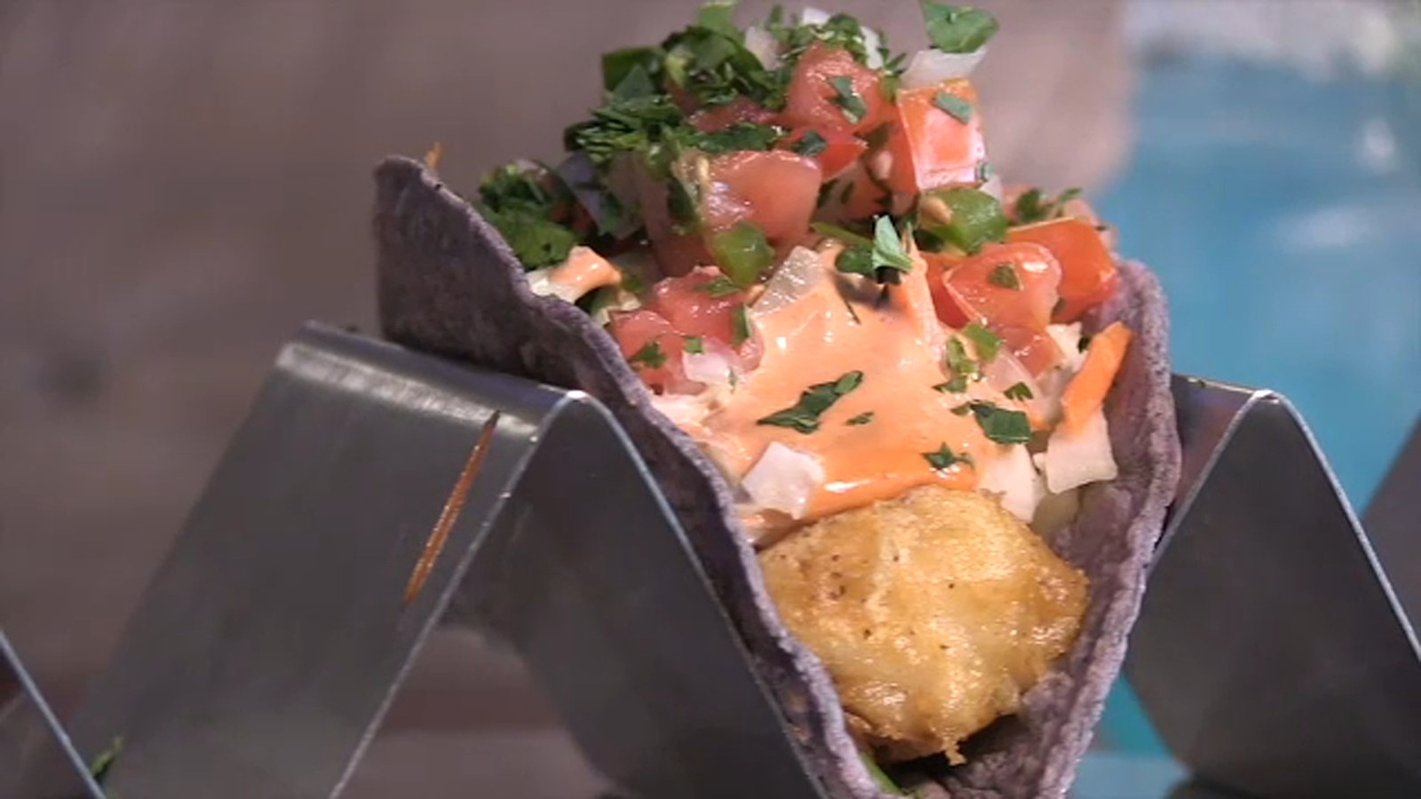 Blue Star Taqueria Margarita Bar Makes Homemade Tortillas Made To Order Margaritas In Justice Illinois Abc7 Chicago