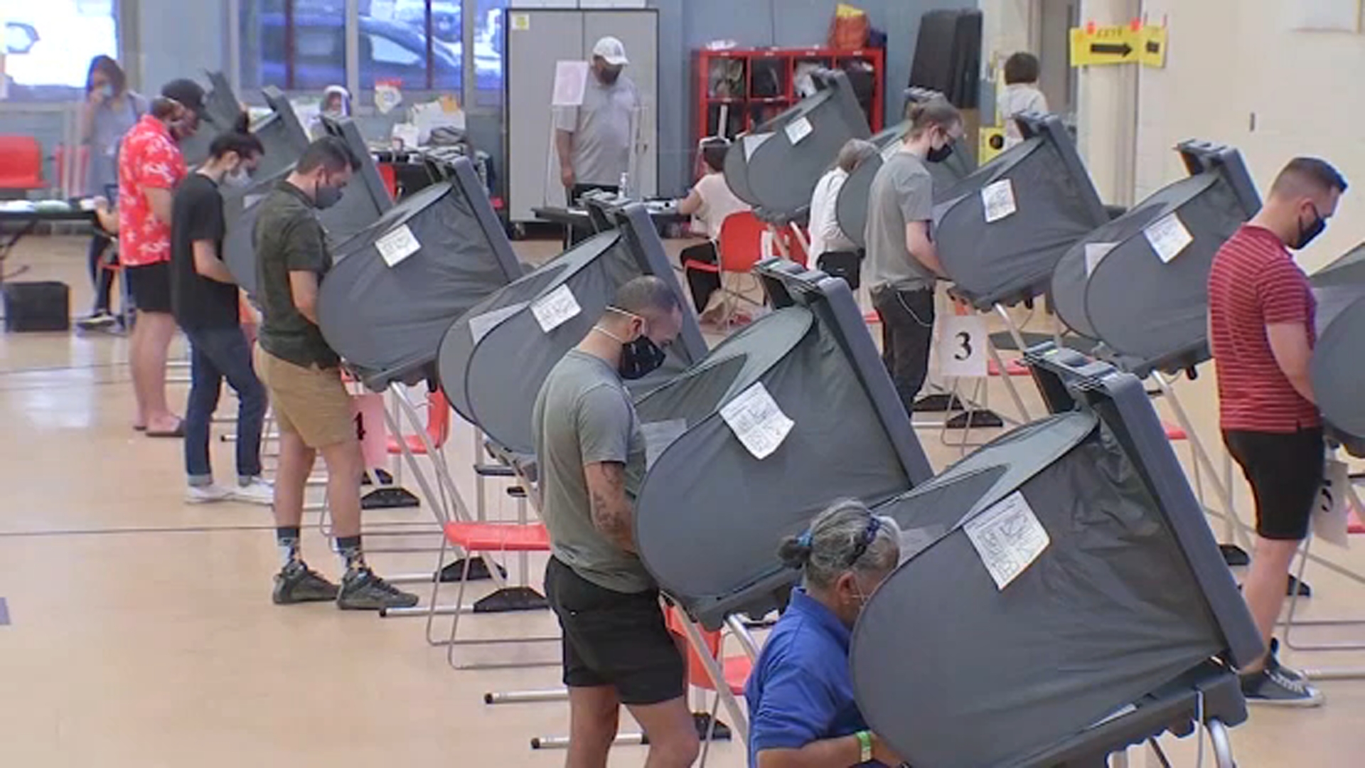 10,000 early votes cast per hour in Harris County