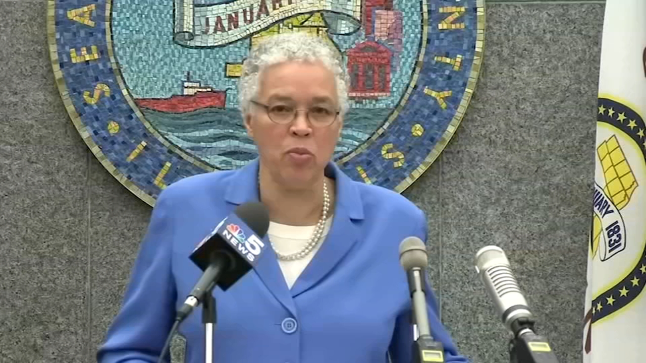 Preckwinkle's Cook County budget proposal features layoffs but no tax increases