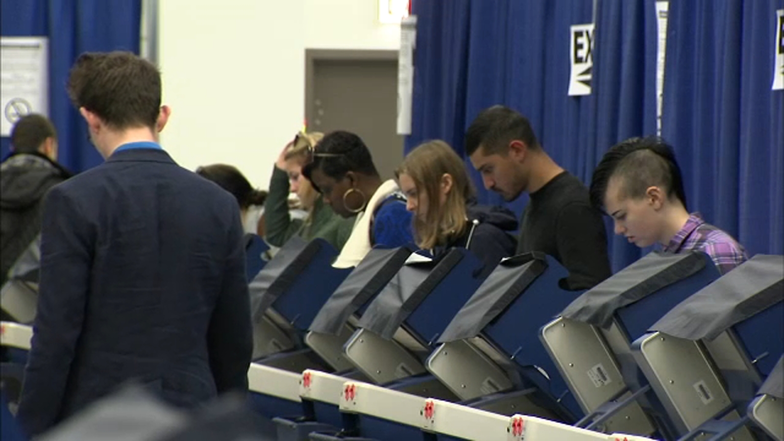 Illinois Senate race 2020 heats up as former Lake County Sheriff Mark ...