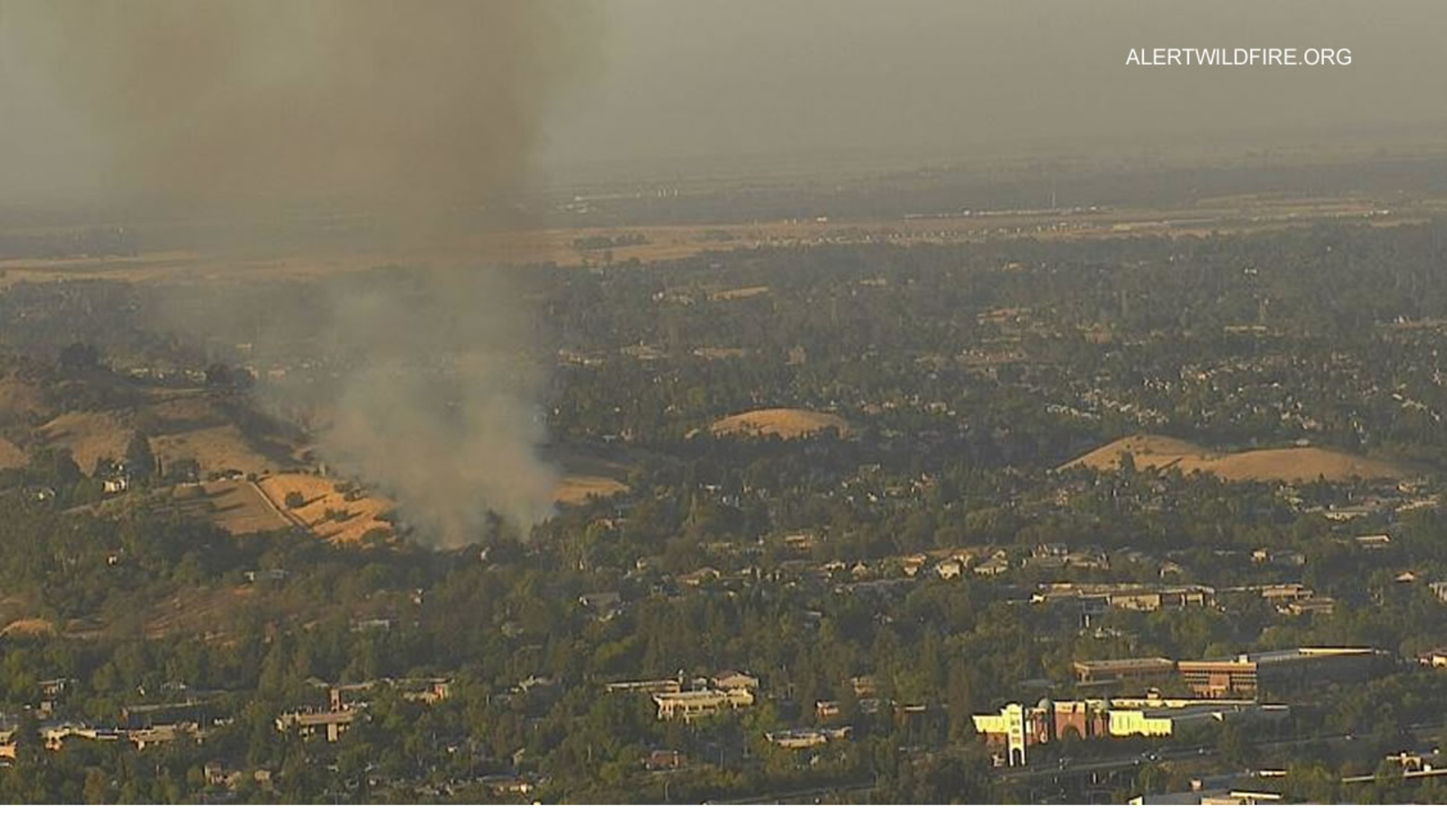 Crews contain 3-alarm grass fire in Vacaville that prompted evacuations ...
