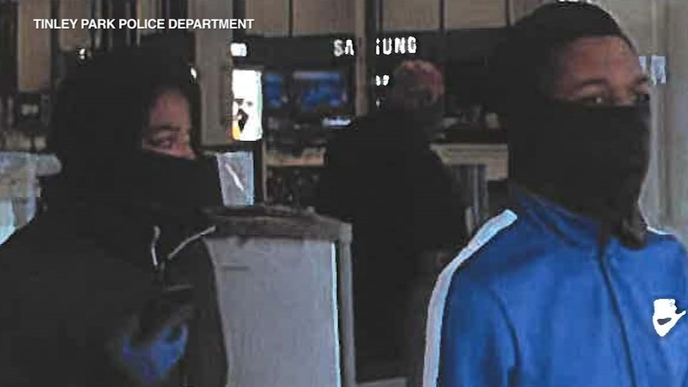 Tinley Park police officer dragged by SUV while trying to arrest burglary suspects