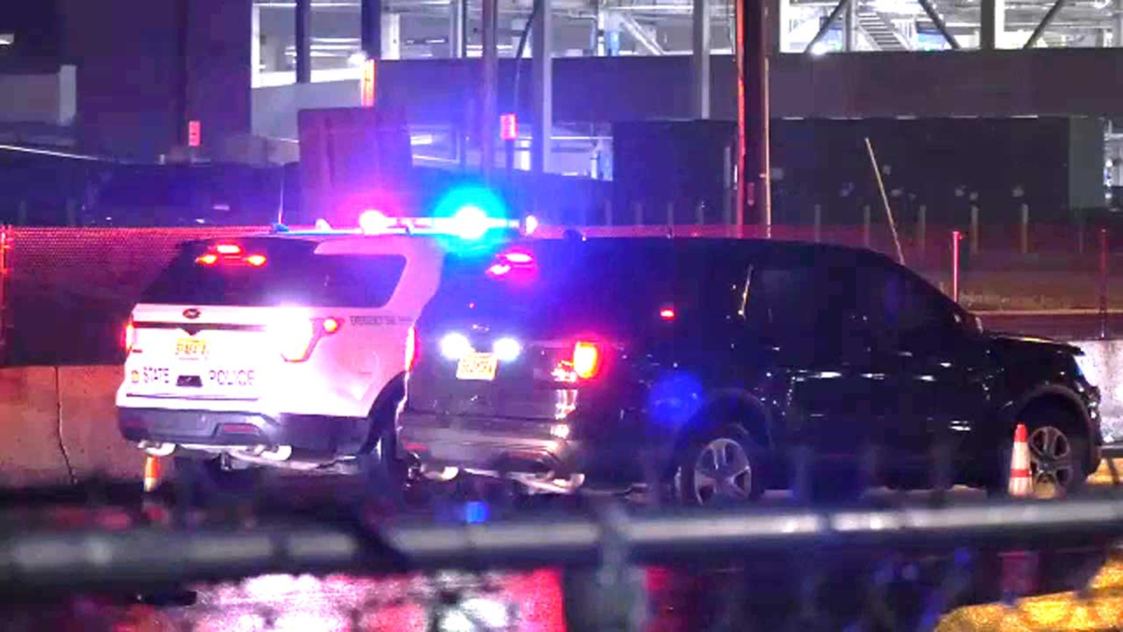 Meadowlands Shooting 2 Dead In Gunfire Outside Racetrack 4 In Custody Abc7 New York