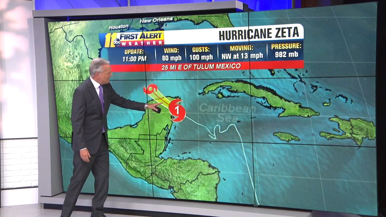 Zeta strengthens to Category 1 hurricane
