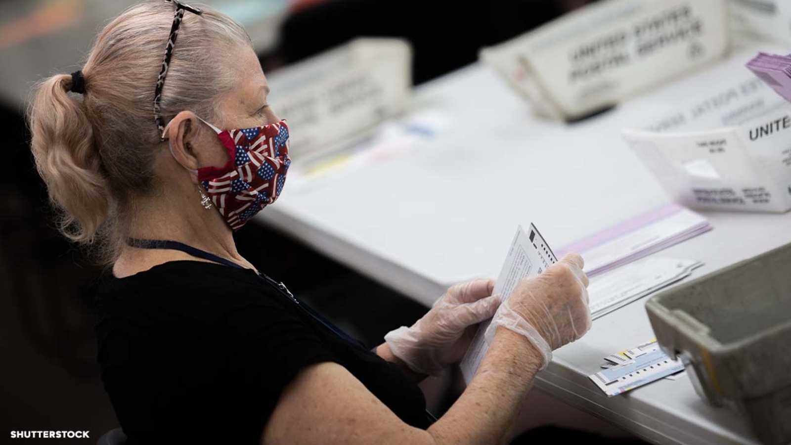 Texas voters have to wear masks while voting despite Gov. Greg Abbott's
