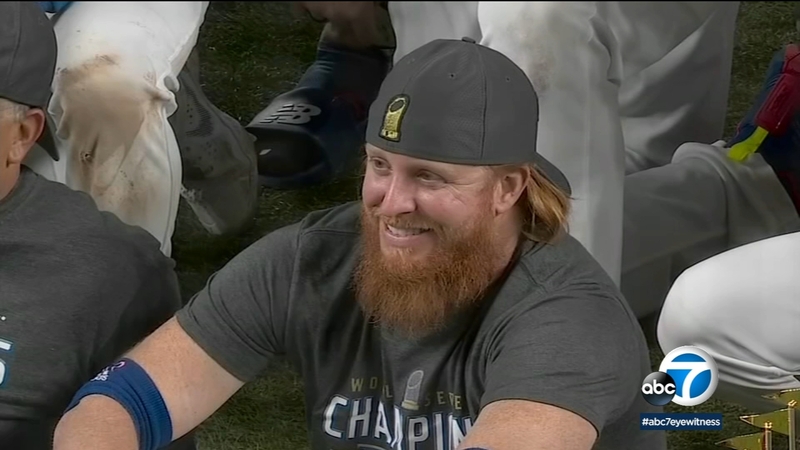 MLB criticizes Dodgers' Justin Turner for returning to field after positive  COVID-19 test - ABC7 Los Angeles