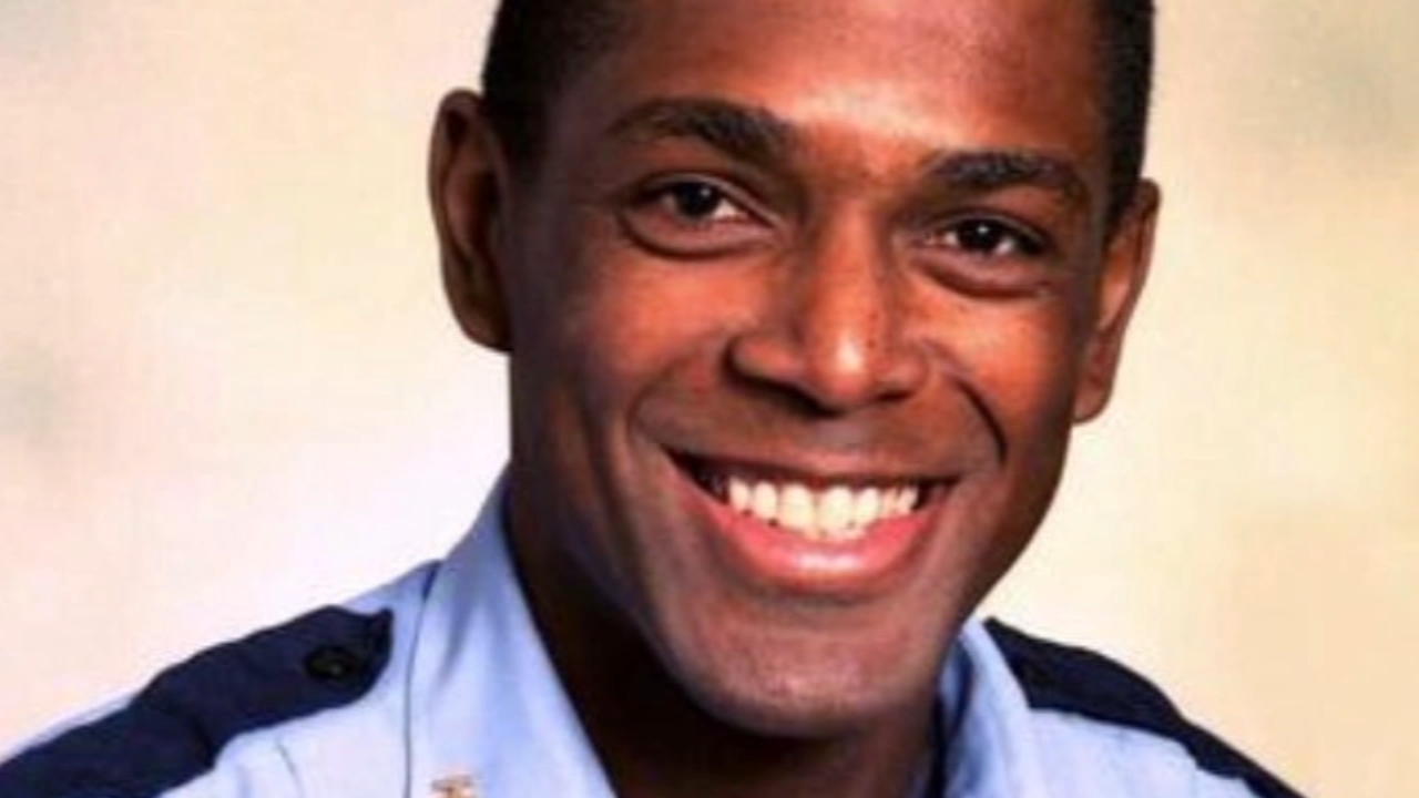 Public invited to say final goodbye to fallen HPD sergeant today